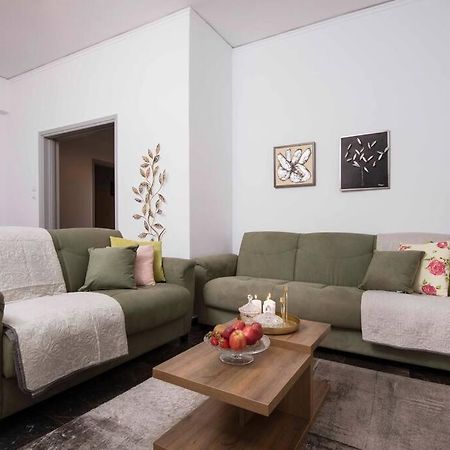 Lovely,Central, Spacious 2-Bedrooms Apartment El Pireo Exterior foto
