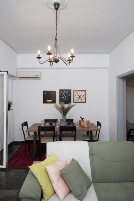 Lovely,Central, Spacious 2-Bedrooms Apartment El Pireo Exterior foto