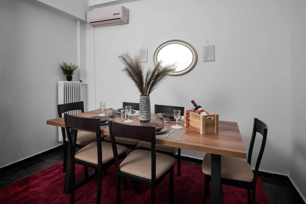 Lovely,Central, Spacious 2-Bedrooms Apartment El Pireo Exterior foto