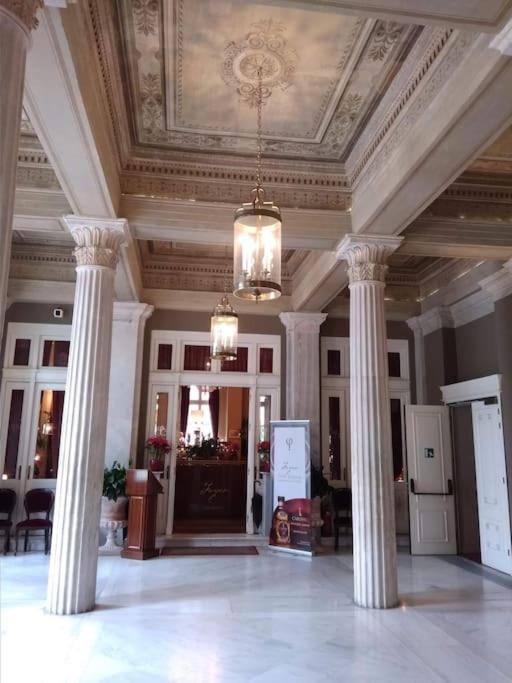 Lovely,Central, Spacious 2-Bedrooms Apartment El Pireo Exterior foto